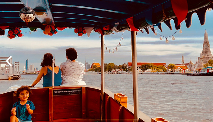 canal boat trip bangkok